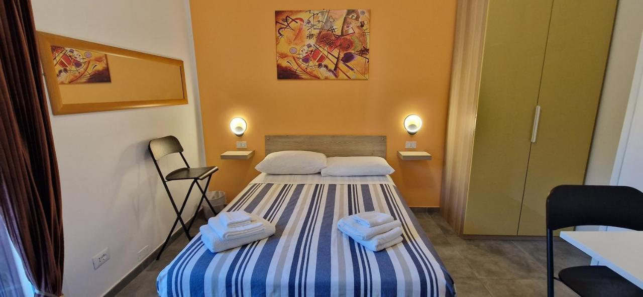 Stanza In Maggiore Rooms Bolonia Exterior foto